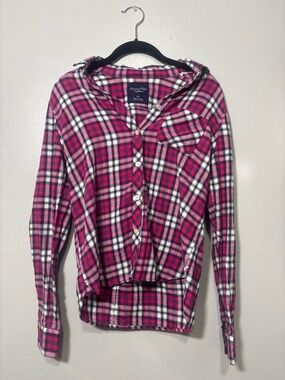 American Eagle  Pink Plaid Hooded Button-Up Shirt